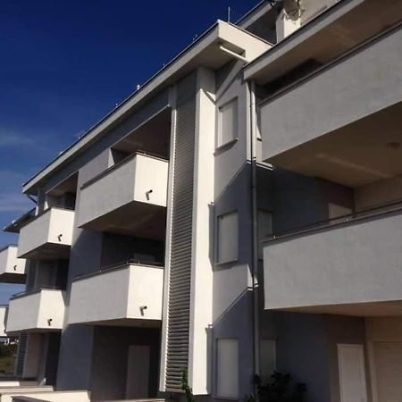 Islando 3 Novalja Exterior foto