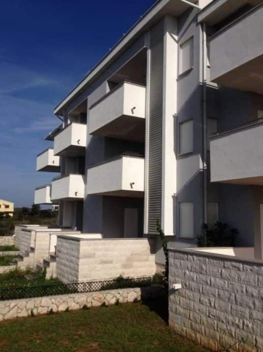 Islando 3 Novalja Exterior foto